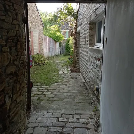 La Maison Verte Saint-Pierre-du-Regard